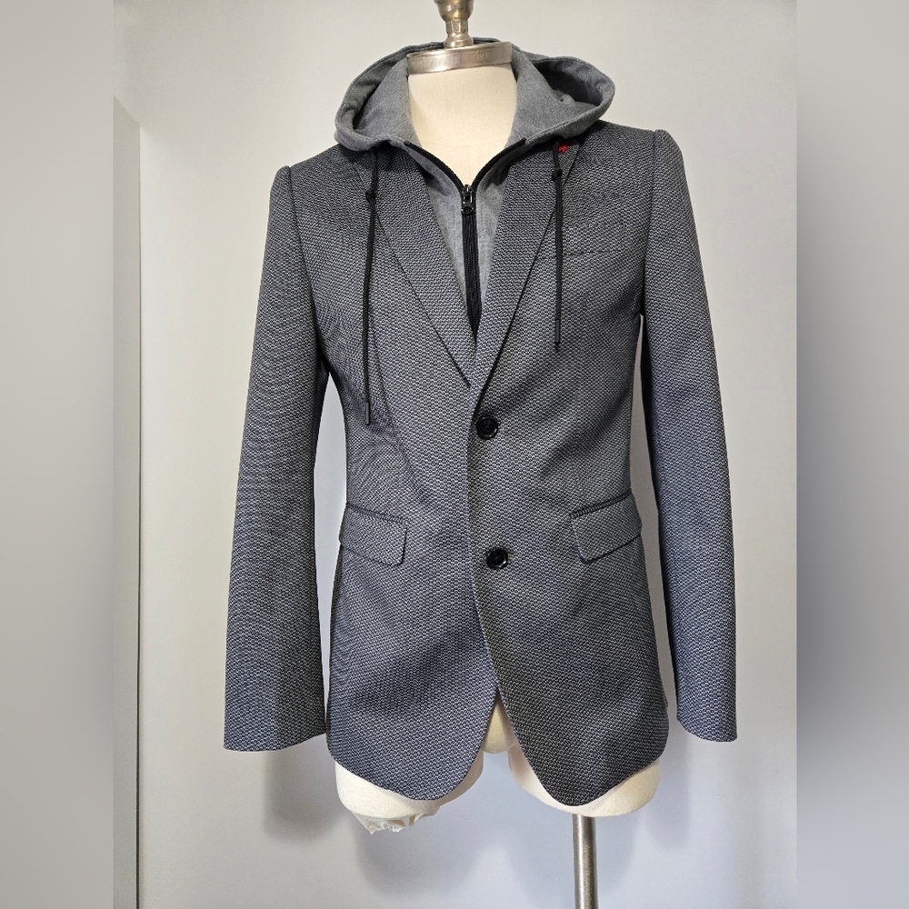 SOUL OF LONDON Grey And Black Blazer with Rwmovable Hoodie. Size 38R